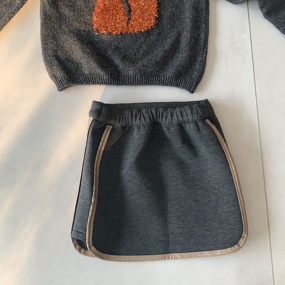 Two Piece Set - Picture 4 of 4